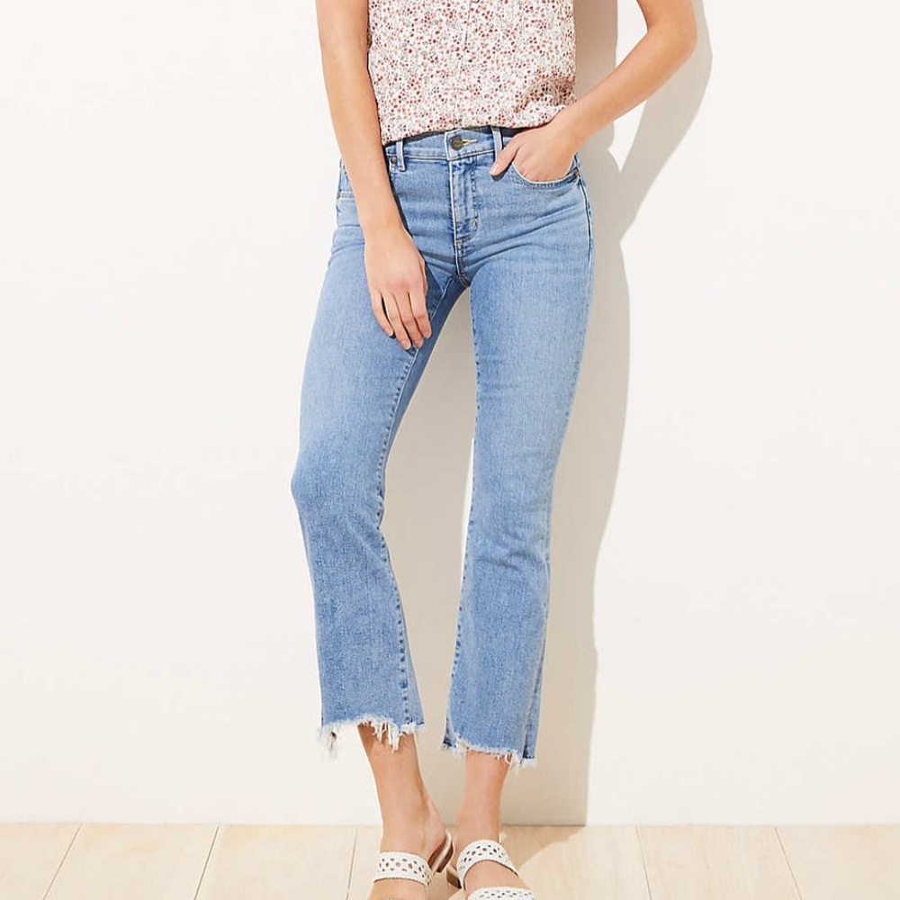 Loft Curvy High Waist Flare Crop Jeans Size 27